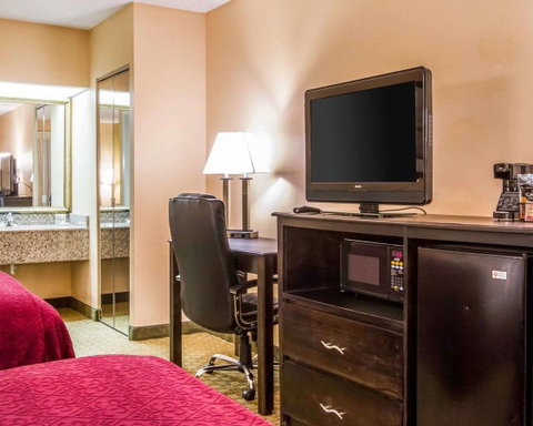 Quality Inn Foley - LBG 22