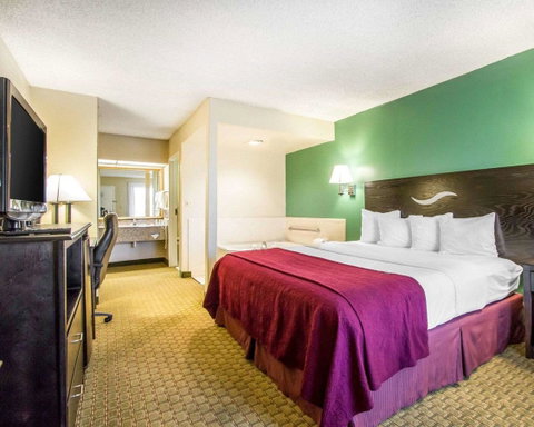 Quality Inn Foley - LBG 16