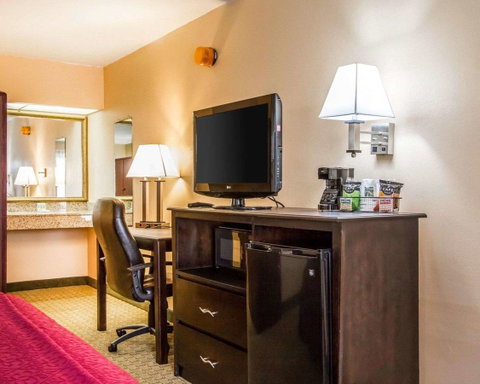 Quality Inn Foley - LBG 27