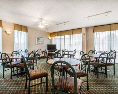 Quality Inn Foley - LBG 30