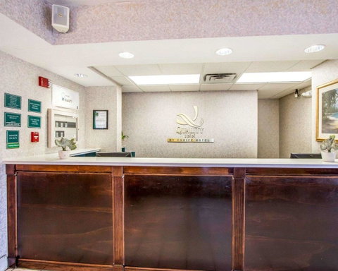 Quality Inn Foley - LBG 12