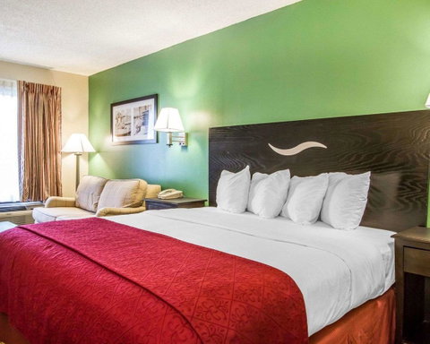 Quality Inn Foley - LBG 25