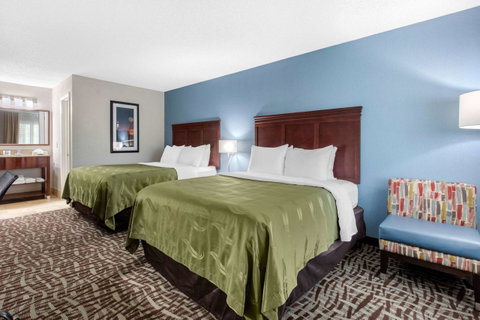 Quality Inn Athens - LBG 21