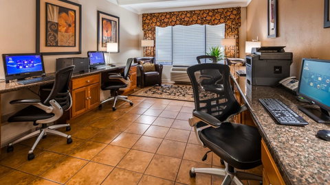 Best Western Plus Madison-Huntsville Hotel - LBG 13