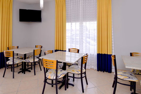 Americas Best Value Inn - Monroeville - LBG 5