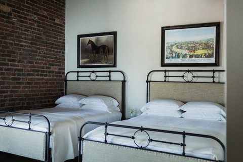 GunRunner Boutique Hotel - LBG 38