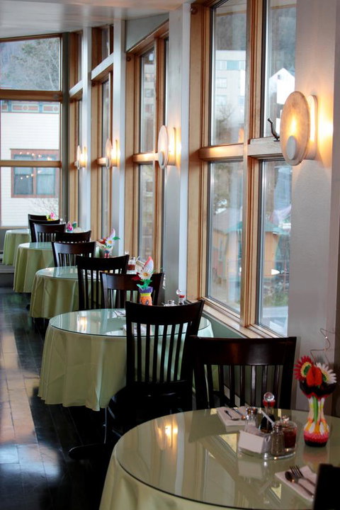 The Driftwood Hotel - LBG 5