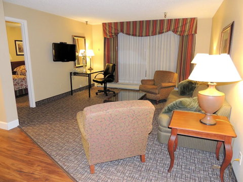 Ramada By Wyndham Juneau - LBG 17