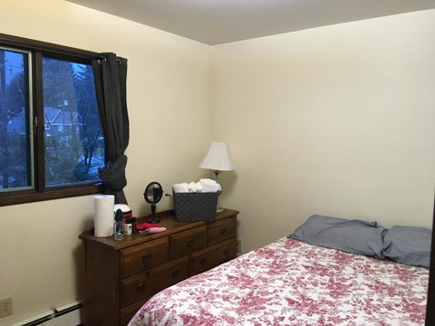 Glacier Guest Room - LBG 5