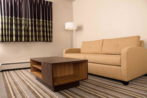 Super 8 By Wyndham Juneau - LBG 5