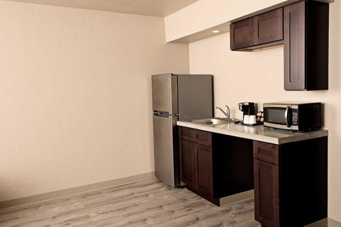Super 8 By Wyndham Juneau - LBG 4