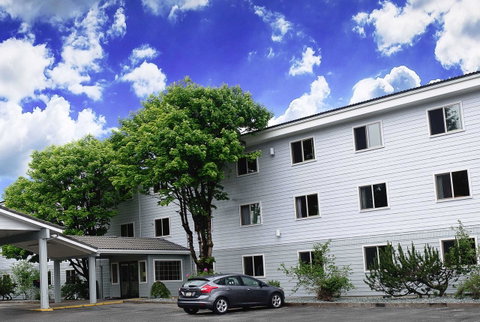 Super 8 By Wyndham Juneau - LBG 13