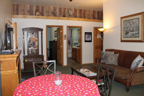 Moose Tracks B & B - LBG 0