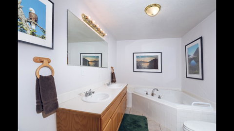 Suite 2 Lynn View Lodge - LBG 2