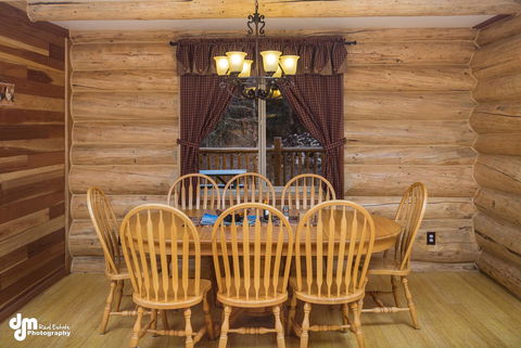 Alaska Knotty Pine B&B - LBG 35