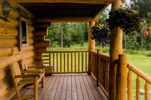 Alaska Knotty Pine B&B - LBG 1