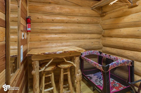 Alaska Knotty Pine B&B - LBG 16
