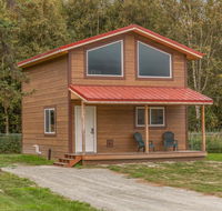Pine Cottage at Alaska Backcountry Cottages