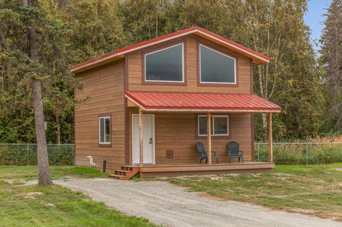 Pine Cottage At Alaska Backcountry Cottages - LBG 0