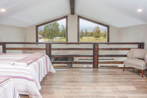 Pine Cottage At Alaska Backcountry Cottages - LBG 34