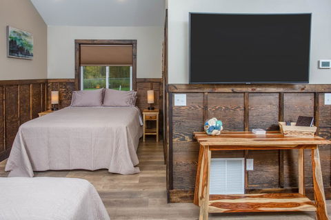 Pine Cottage At Alaska Backcountry Cottages - LBG 19