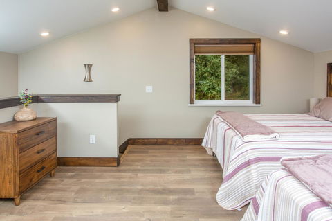 Pine Cottage At Alaska Backcountry Cottages - LBG 39