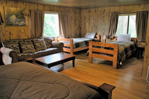 Gwin's Lodge - LBG 14