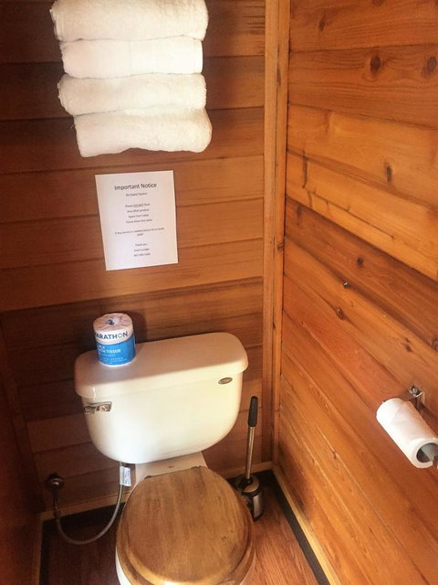 Gwin's Lodge - LBG 30