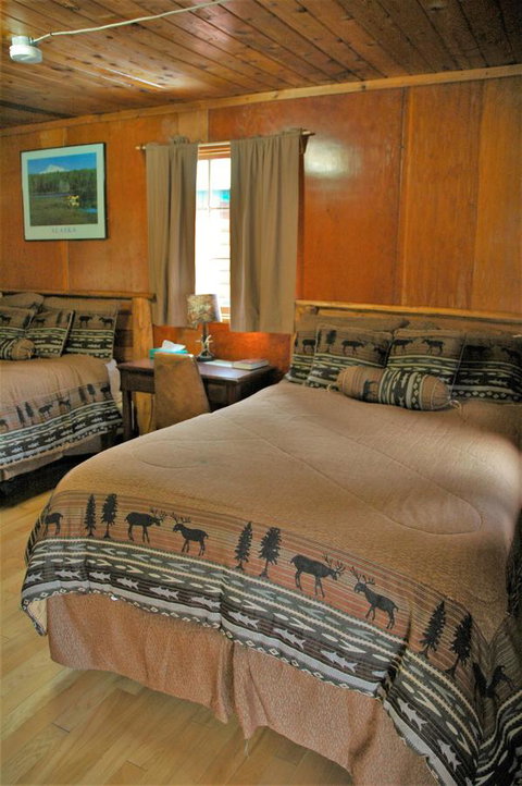 Gwin's Lodge - LBG 29