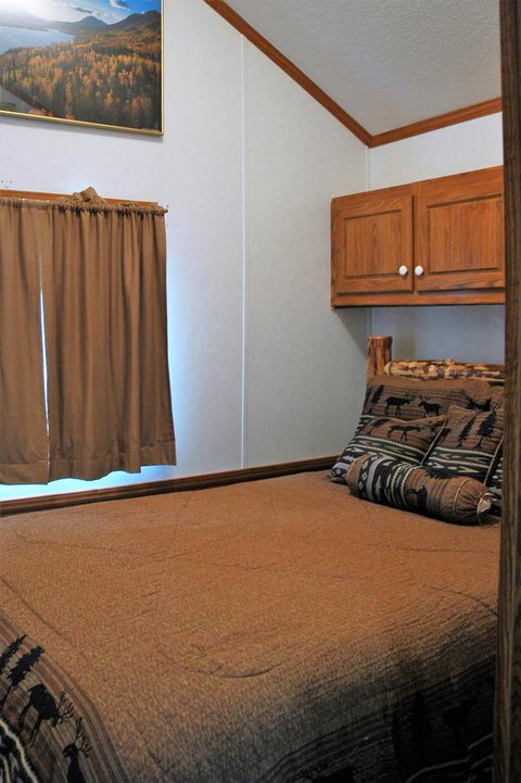 Gwin's Lodge - LBG 39