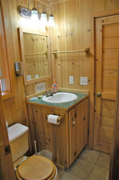 Gwin's Lodge - LBG 25