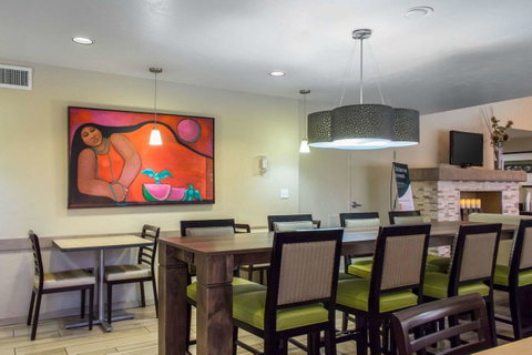 Comfort Suites At Tucson Mall - LBG 31