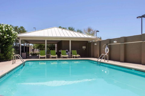 Comfort Suites At Tucson Mall - LBG 22