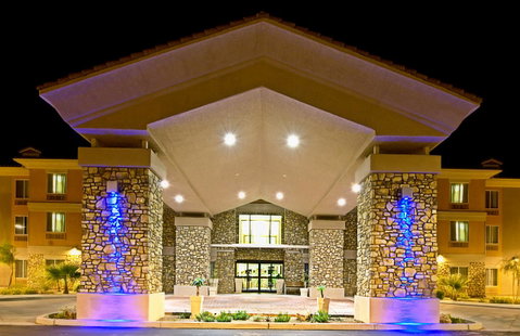 Holiday Inn Express Hotel & Suites Tucson - LBG 3