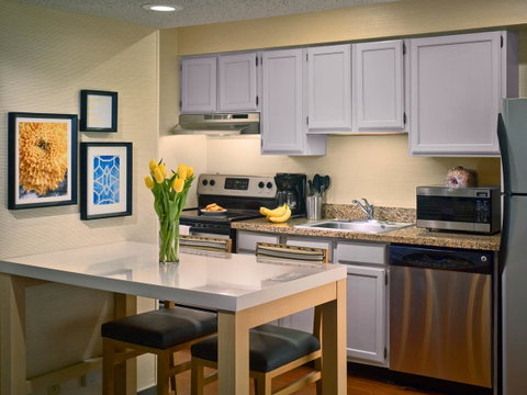 Sonesta ES Suites Tucson - LBG 6