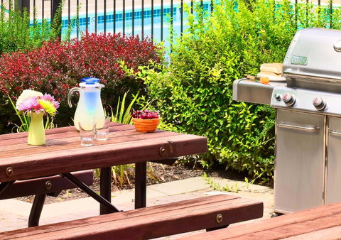Sonesta ES Suites Tucson - LBG 22