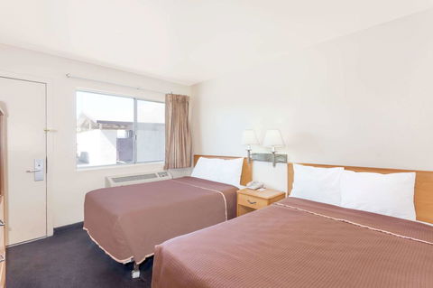 Knights Inn And Suites Yuma - LBG 26