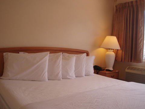 Knights Inn And Suites Yuma - LBG 6