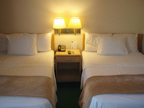 Knights Inn And Suites Yuma - LBG 15
