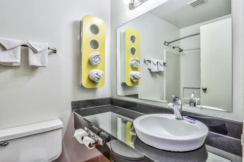 Motel 6 Winslow - LBG 27