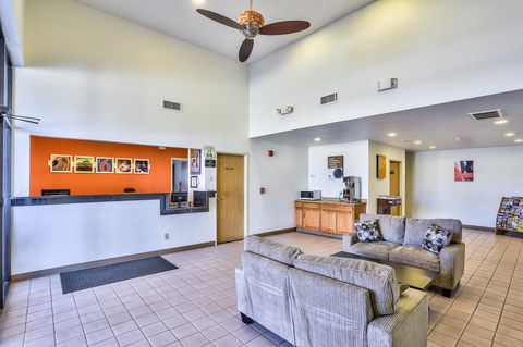 Motel 6 Winslow - LBG 10