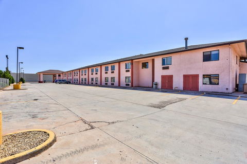 Motel 6 Winslow - LBG 5