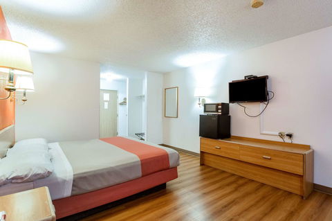 Motel 6 Winslow - LBG 31