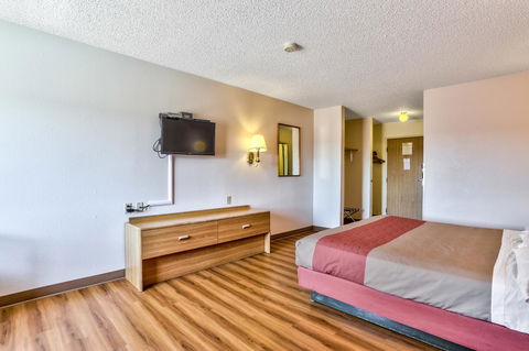 Motel 6 Winslow - LBG 22