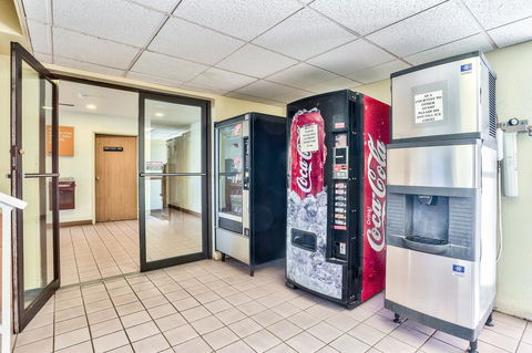 Motel 6 Winslow - LBG 26