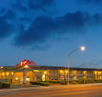 Super 8 by Wyndham Tucson Downtown Convention Center