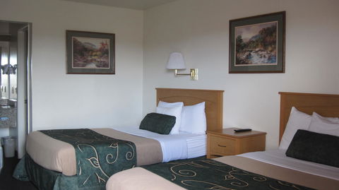 Travelodge By Wyndham Winslow - LBG 26