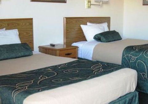 Travelodge By Wyndham Winslow - LBG 28