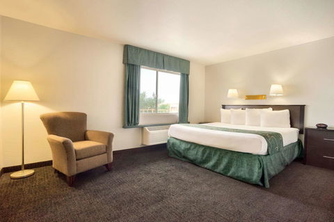 Travelodge By Wyndham Winslow - LBG 38