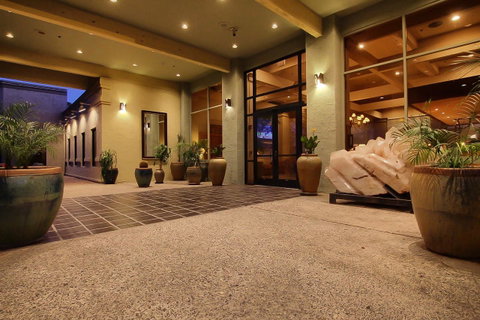 Ramada By Wyndham Tucson - LBG 21